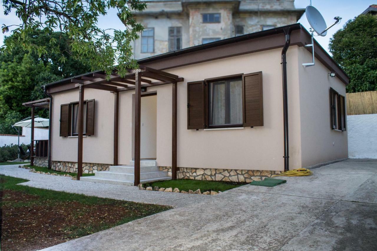 Kuca Za Odmor Natalija Villa Pula Exterior photo